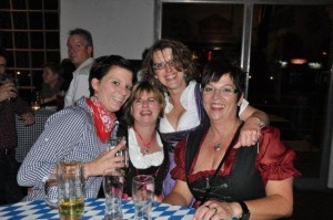 2012-09-2222-08-08PaulanerParty